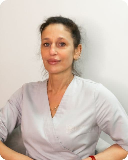 Анна Ахметова